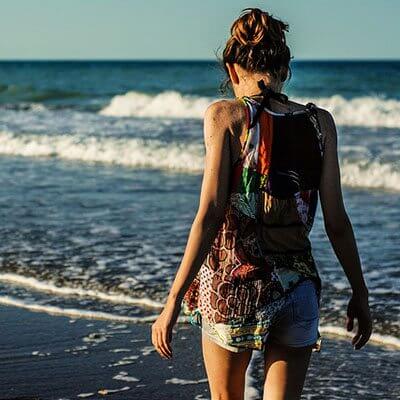 4. TRANSPARENTE/ Cada € trazable en blockchain. 4. TRANSPARENTE/ Cada € trazable en blockchain.